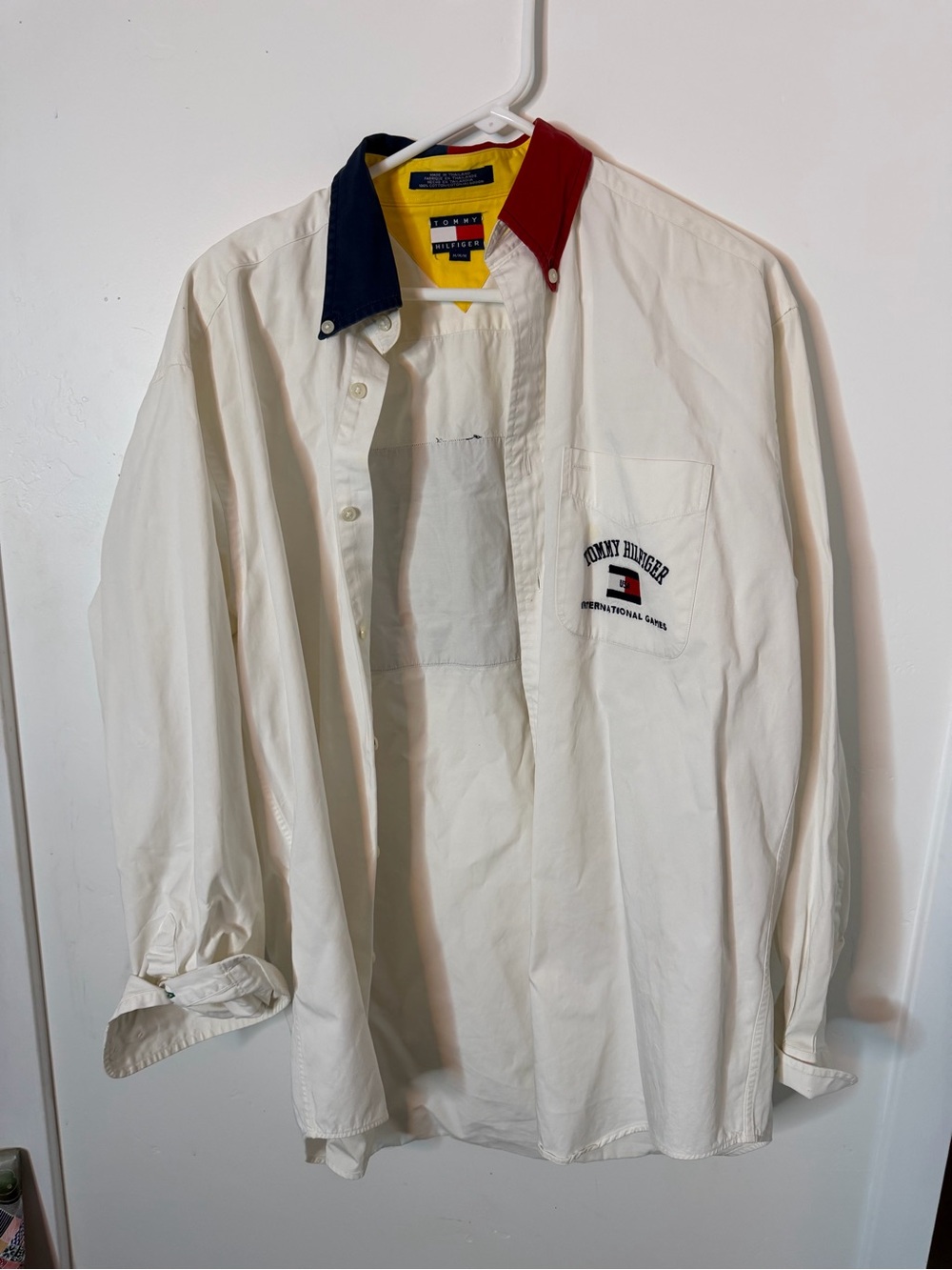 Tommy Hilfiger Men's White Button-Down Shirt with Color-Block Collar VINTAGE